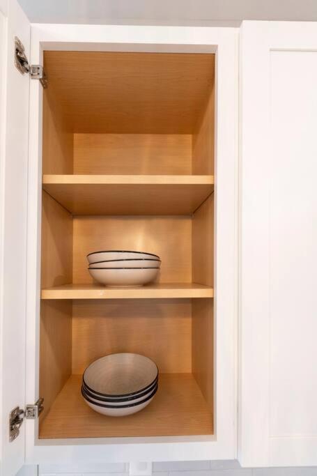 Brand New Cozy Modern Bungalow W/Hot Tub+Movieroom 7 Min From Uptown Charlotte Esterno foto